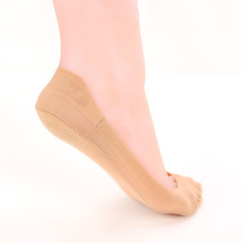 Светлые летние неглубокие силиконовые невидимые носки-лодочки из ледяного шелка для женщин